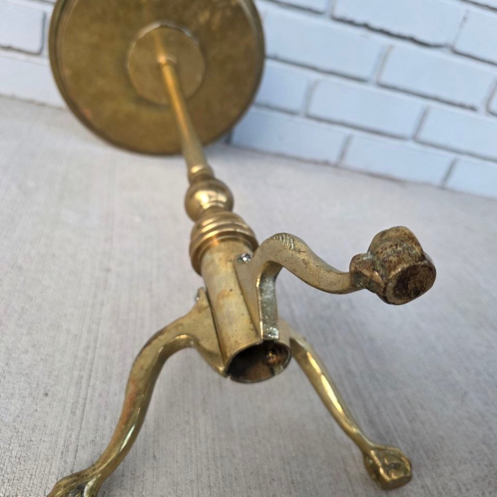 Vintage Mid-Century Brass Pedestal Side Table –Ball & Claw Feet (c. 1950s–1970s) - Picture 2 of 12